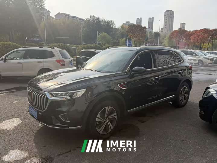 FAW Red Flag HS5 2.0T Smart Connected Premium Edition