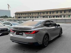 Toyota Camry Hybrid 2.0 HSE Sport Lite - ფოტო 9