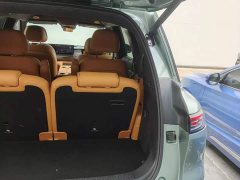 IM Motors Zhiji LS8 52 Max Luxury Six-Seater - ფოტო 16