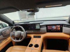 IM Motors Zhiji LS8 52 Max Luxury Six-Seater - ფოტო 9