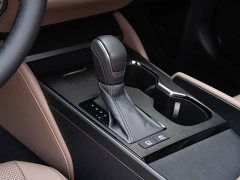 Lexus ES 300h Premium Edition - ფოტო 15