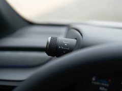 Lexus ES 300h Premium Edition - ფოტო 20