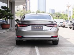Lexus ES 300h Premium Edition - ფოტო 5
