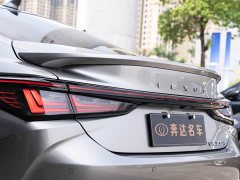 Lexus ES 300h Premium Edition - ფოტო 7