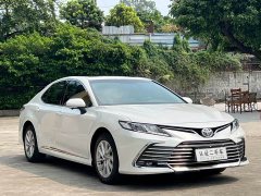 Toyota Camry 2.0L GVP Leading Edition - ფოტო 3