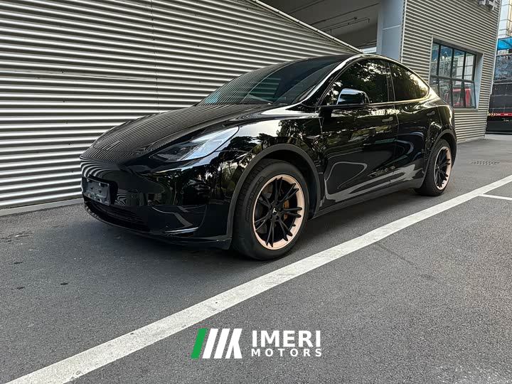 Tesla Model Y Facelift Rear-Wheel Drive