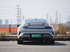 Xiaomi SU7 Rear-Wheel Drive Pro - ფოტო 8