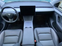 Tesla Model Y Long Range All-Wheel Drive - ფოტო 6