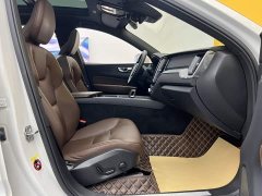 Volvo XC60 B5 AWD Smart Luxury Edition - ფოტო 16