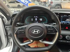 Hyundai Elantra 1.5L CVT GLX Elite - ფოტო 10