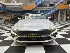 Hyundai Elantra 1.5L CVT GLX Elite - ფოტო 2