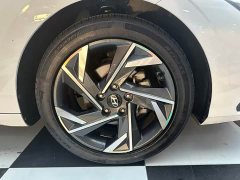 Hyundai Elantra 1.5L CVT GLX Elite - ფოტო 5