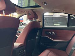 BMW 3 Series Facelift 325i M Sport Package - ფოტო 8
