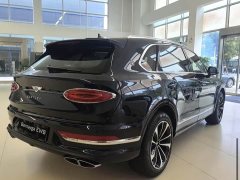 Bentley Bentayga 4.0T V8 Long Wheelbase - photo 5