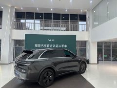Li Auto L6 Pro - ფოტო 2