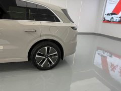 Li Auto L6 Pro - ფოტო 10
