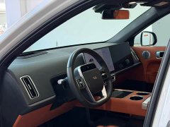Li Auto L6 Max - ფოტო 4