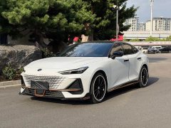 Changan UNI-V 1.5T Sport Edition - ფოტო 1