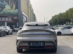 Xiaomi YU7 2025 Four-Wheel Drive Pro - ფოტო 2