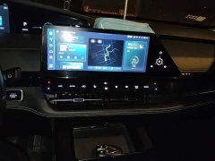 Changan UNI-K 2.0T Two-Wheel Drive Deluxe - ფოტო 7