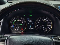 Toyota Alphard Hybrid 2.5L Premium Edition - ფოტო 12