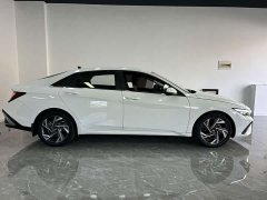 Hyundai Elantra 2023 1.5L CVT GLX Elite - ფოტო 5