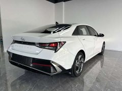 Hyundai Elantra 2023 1.5L CVT GLX Elite - ფოტო 9