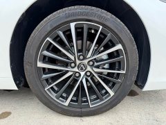 Lexus ES 2022 300h Premium Edition - ფოტო 14