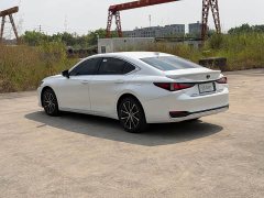 Lexus ES 2022 300h Premium Edition - ფოტო 16