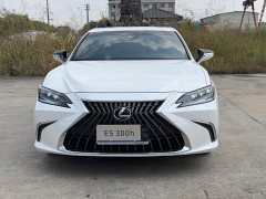 Lexus ES 2022 300h Premium Edition - ფოტო 2