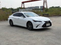 Lexus ES 2022 300h Premium Edition - ფოტო 3