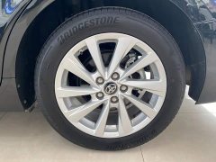 Toyota Camry 2.0G Luxury Edition - ფოტო 17