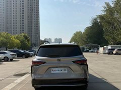 Toyota Sienna 2.5L Hybrid Premium Edition - ფოტო 5
