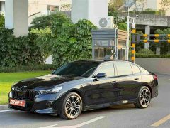 BMW 5 Series 530Li Premier M Sport Package - ფოტო 1