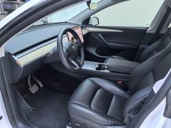 Tesla Model Y Long Range All-Wheel Drive - ფოტო 4