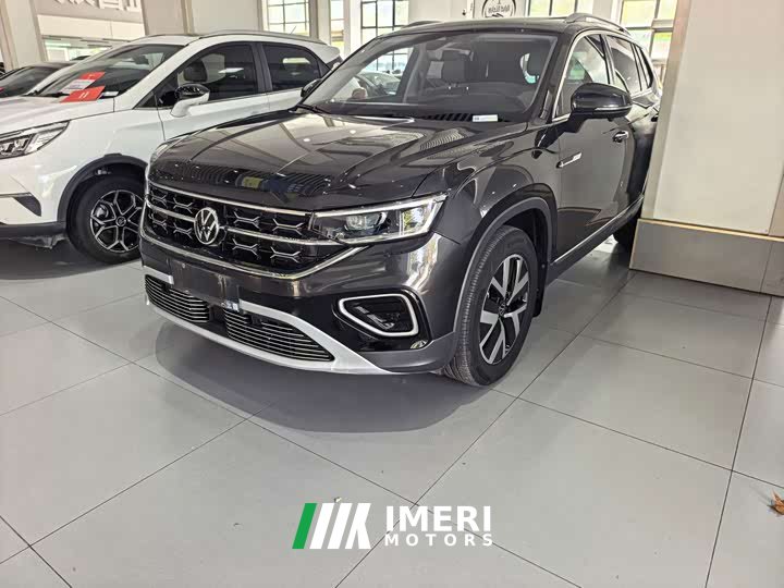 Volkswagen Taos 330TSI FWD Luxury Plus Advanced Edition