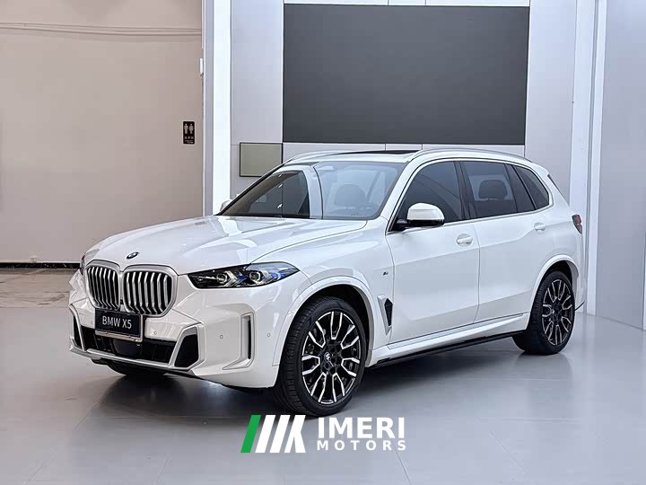 BMW X5 2023 xDrive 40Li M Sport Package - ავტომობილი ჩინეთიდან
