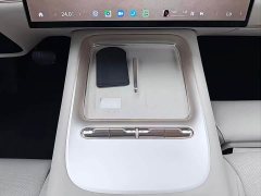 Xiaomi SU7 Rear-Wheel Drive Standard Edition - ფოტო 8