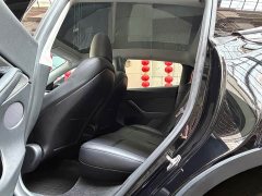 Tesla Model Y Rear-Wheel Drive - ფოტო 5
