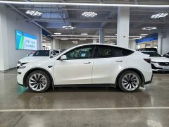Tesla Model Y Long Range All-Wheel Drive - ფოტო 6