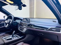BMW 7 Series 740Li Premier M Sport Package - ფოტო 8