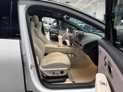Li Auto i6 Four-Wheel Drive Standard Edition - ფოტო 13