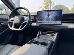 BYD Qin L EV 545KM Yunzhan Edition - ფოტო 11