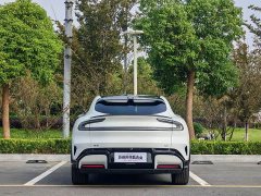 Xiaomi YU7 Four-Wheel Drive Pro - ფოტო 6