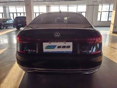 Volkswagen Passat 330TSI Luxury - ფოტო 5