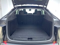 Tesla Model Y Rear-Wheel Drive - ფოტო 10