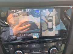 Nissan Qashqai 2.0L CVT Luxury - ფოტო 13