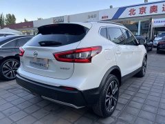 Nissan Qashqai 2.0L CVT Luxury - ფოტო 5