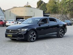 Volkswagen Passat Outstanding Edition 380TSI Starry Sky Dragon Ascendant Version - ფოტო 1