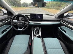 Geely Emgrand L 1.4T CVT Premium - ფოტო 4